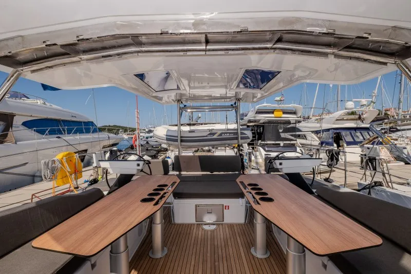 Dufour 48 Nada — yacht photo 18