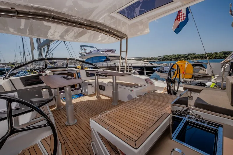 Dufour 48 Nada — yacht photo 45