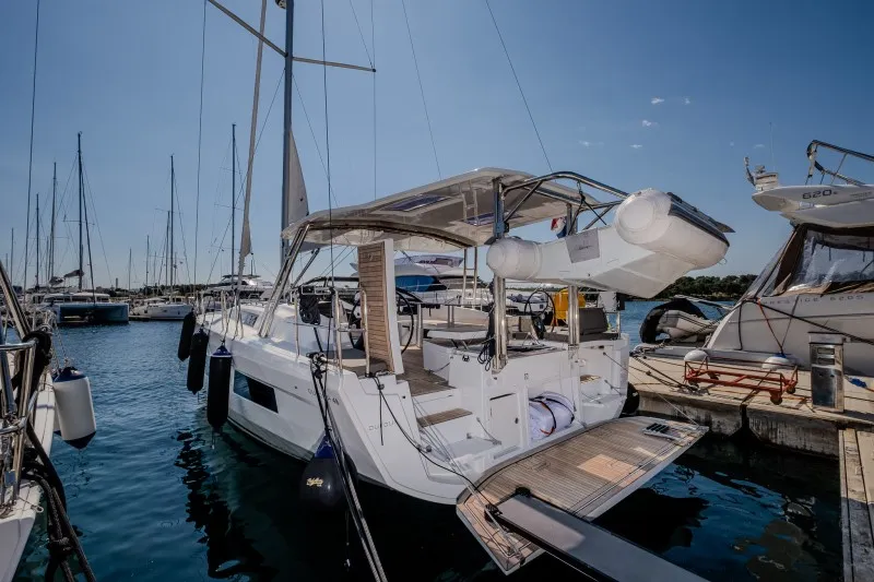 Dufour 48 Nada — yacht photo 28
