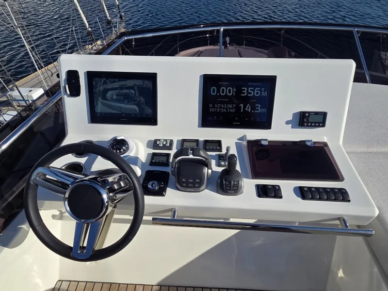 Prestige 520 Fly SABIJAC — yacht photo 17