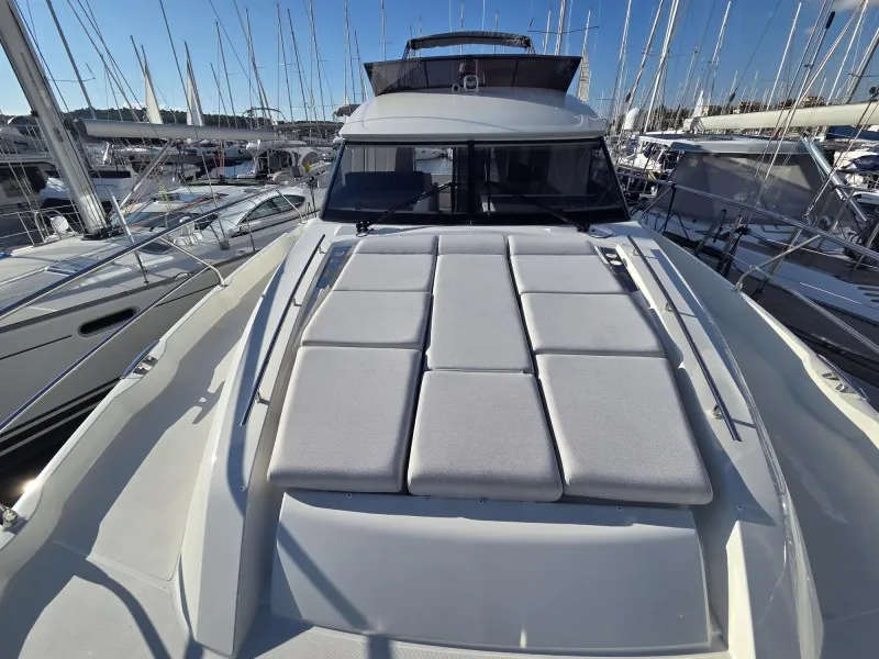 Prestige 520 Fly SABIJAC — yacht photo 2