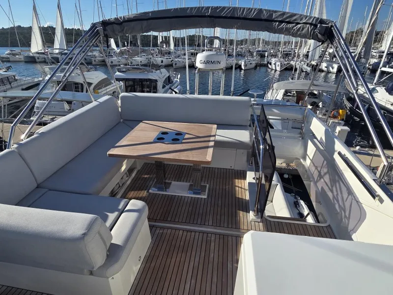 Prestige 520 Fly SABIJAC — yacht photo 11