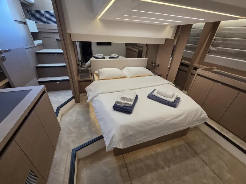 Prestige 520 Fly SABIJAC — yacht photo 22