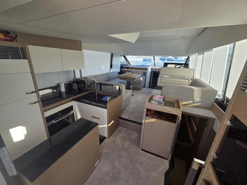 Prestige 520 Fly SABIJAC — yacht photo 19