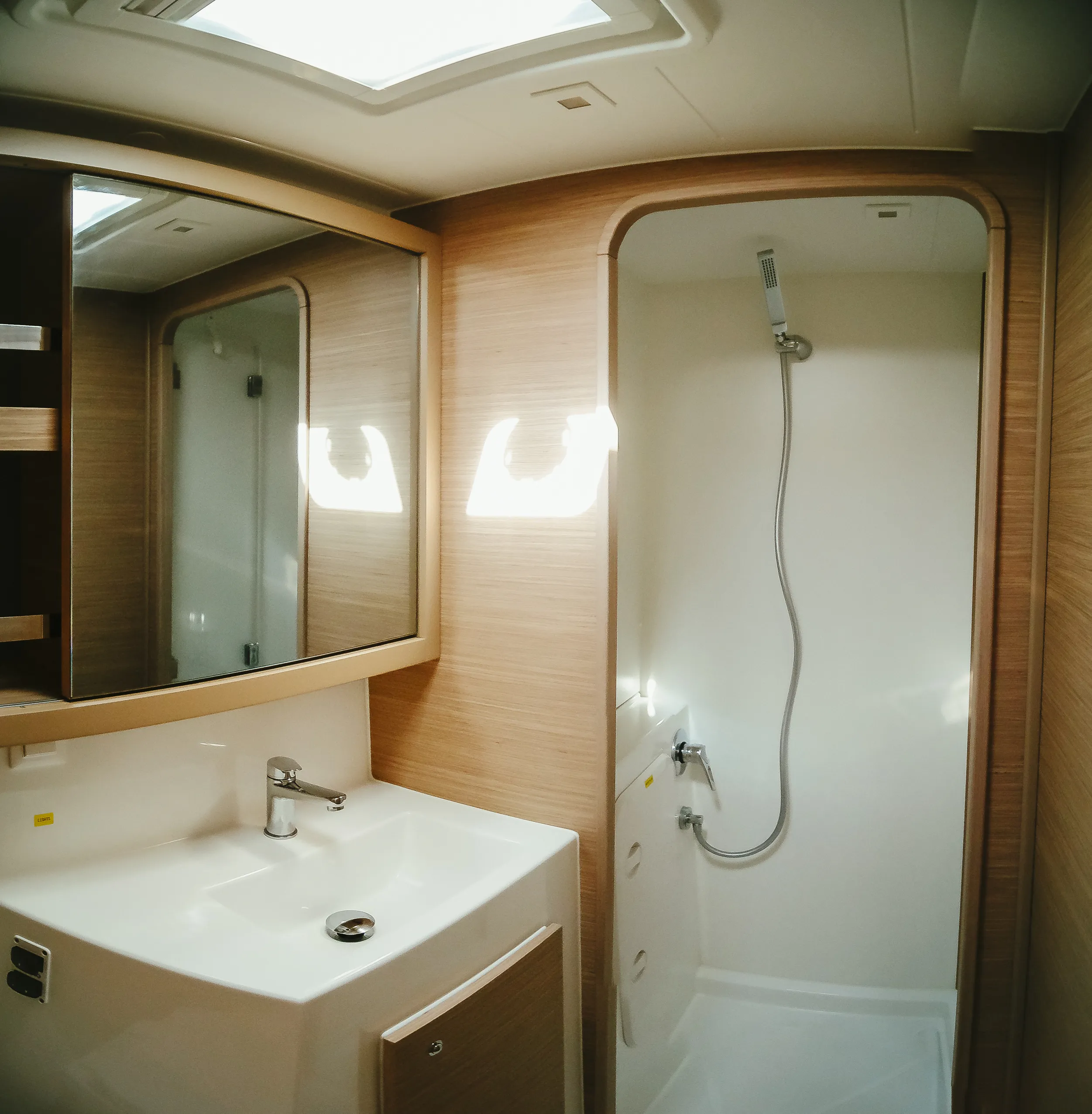 Lagoon 42 Acantha — фотография яхты 19