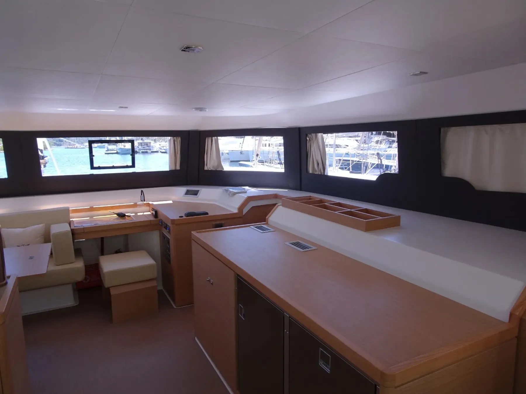 Dufour 48 Cat Salazar — фотография яхты 6