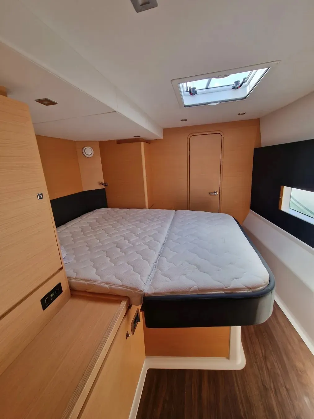 Dufour 48 Cat Salazar — фотография яхты 3