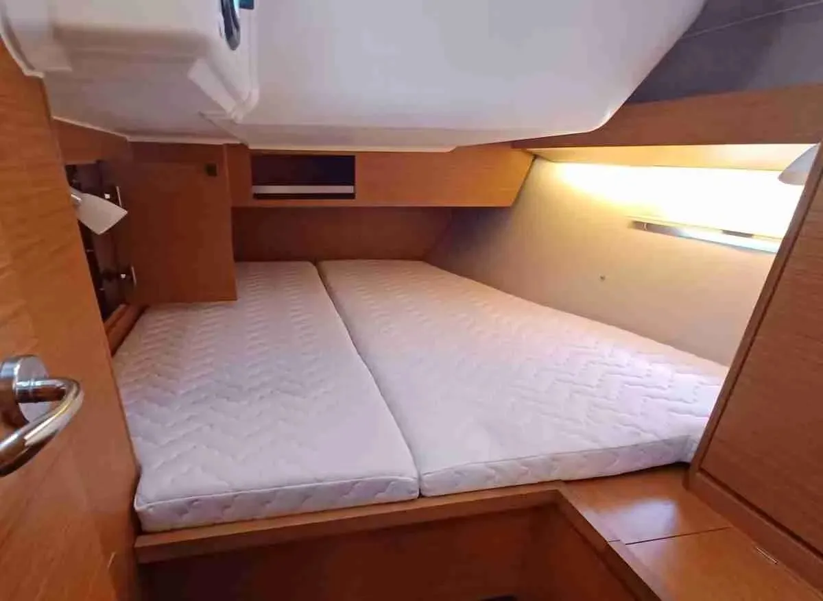 Dufour 430 Ilio — foto dello yacht n. 8