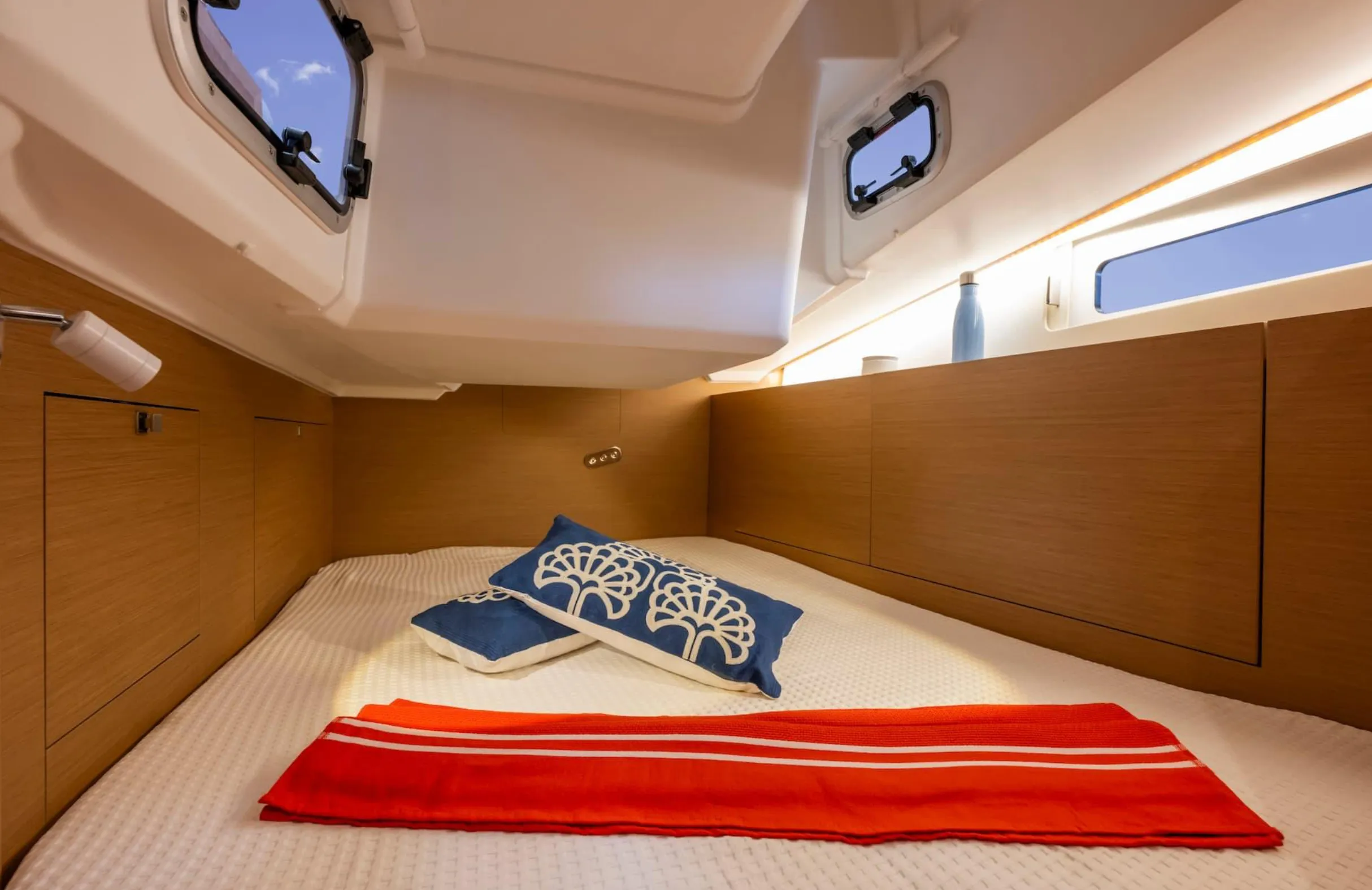 Sun Odyssey 415 Akita — фотография яхты 3