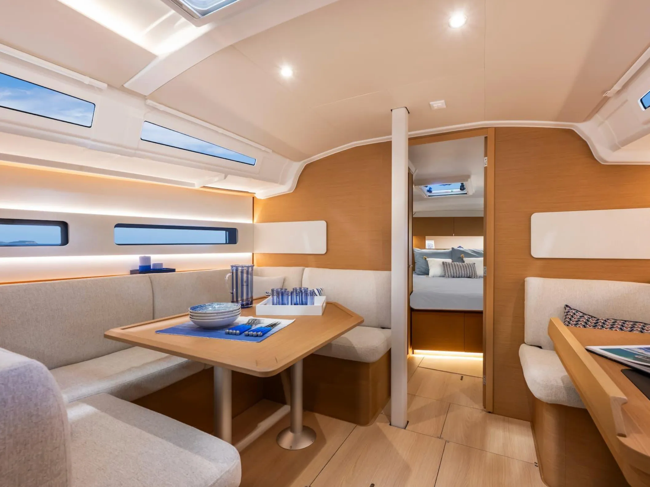 Sun Odyssey 415 Akita — фотография яхты 11