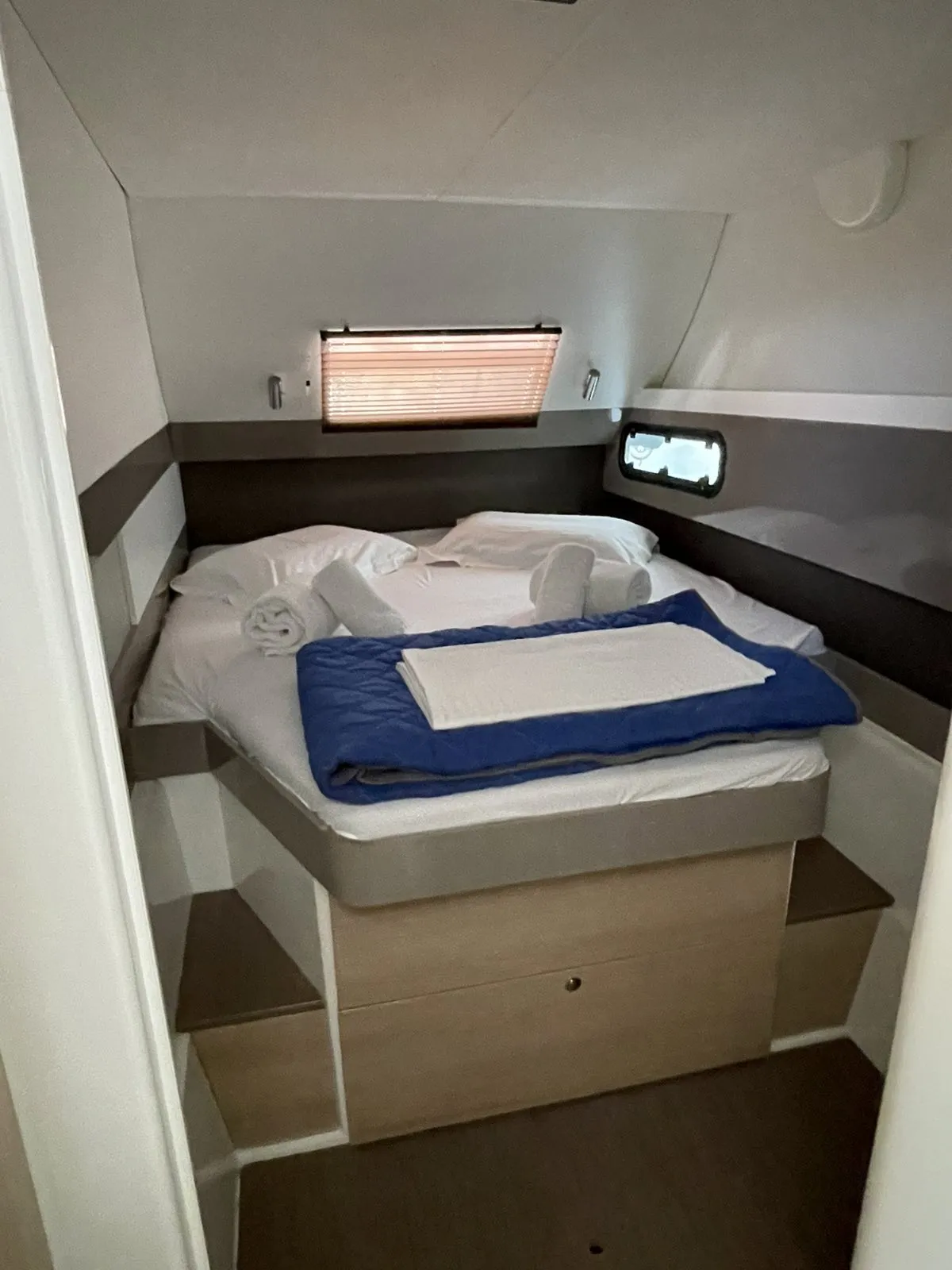 Bali 4.1 Mali Blue — fotografie jachty 2