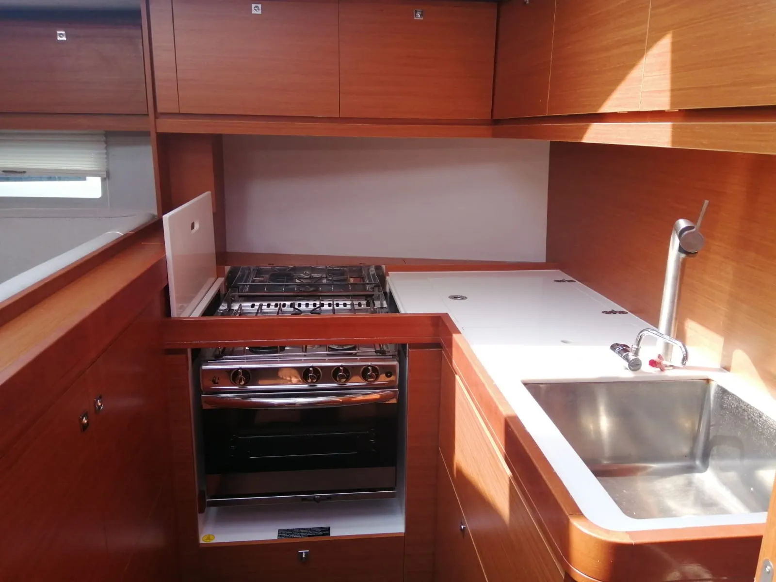 Dufour 520 Grand Large Alicudi — yacht photo 8