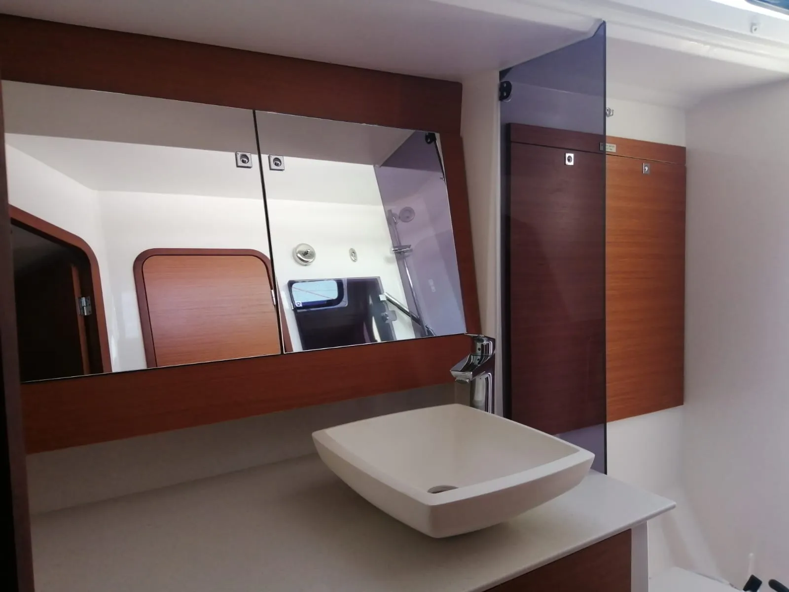 Dufour 520 Grand Large Alicudi — yacht photo 10