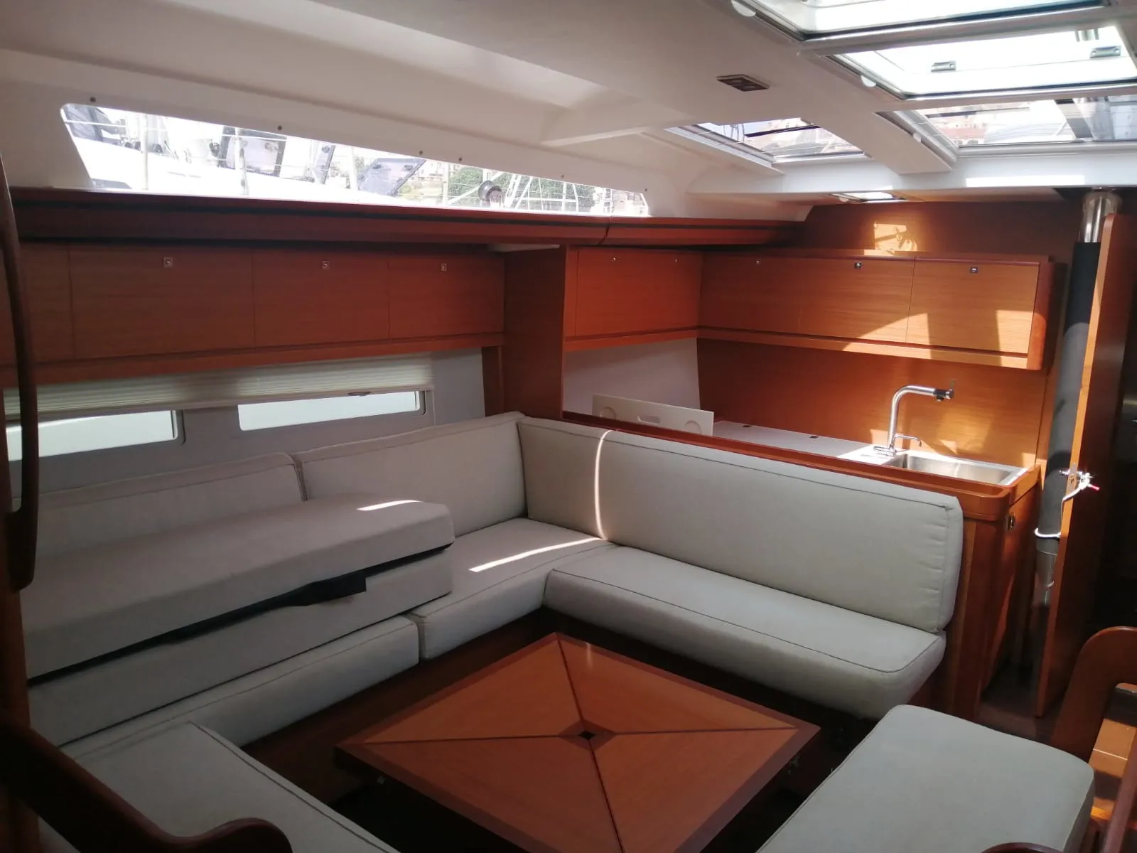 Dufour 520 Grand Large Alicudi — yacht photo 2