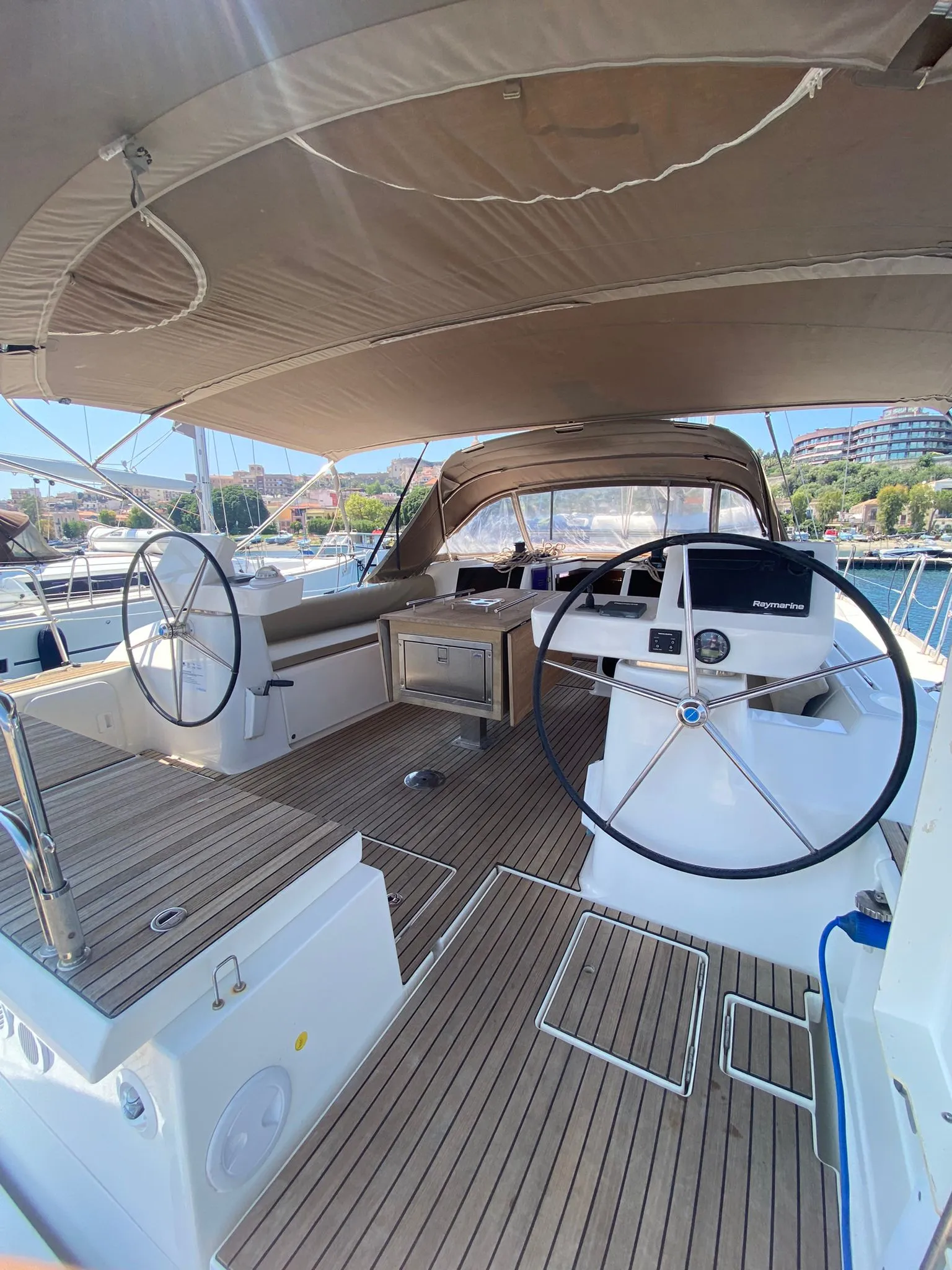 Dufour 520 Grand Large Alicudi — yacht photo 4