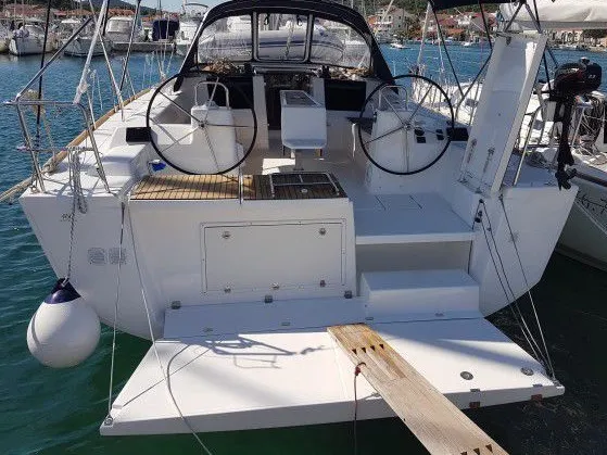 Dufour 460 Grand Large Filicudi — фотография яхты 1