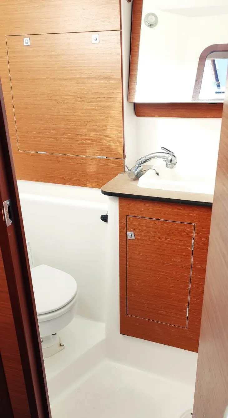 Dufour 460 Grand Large Filicudi — фотография яхты 6