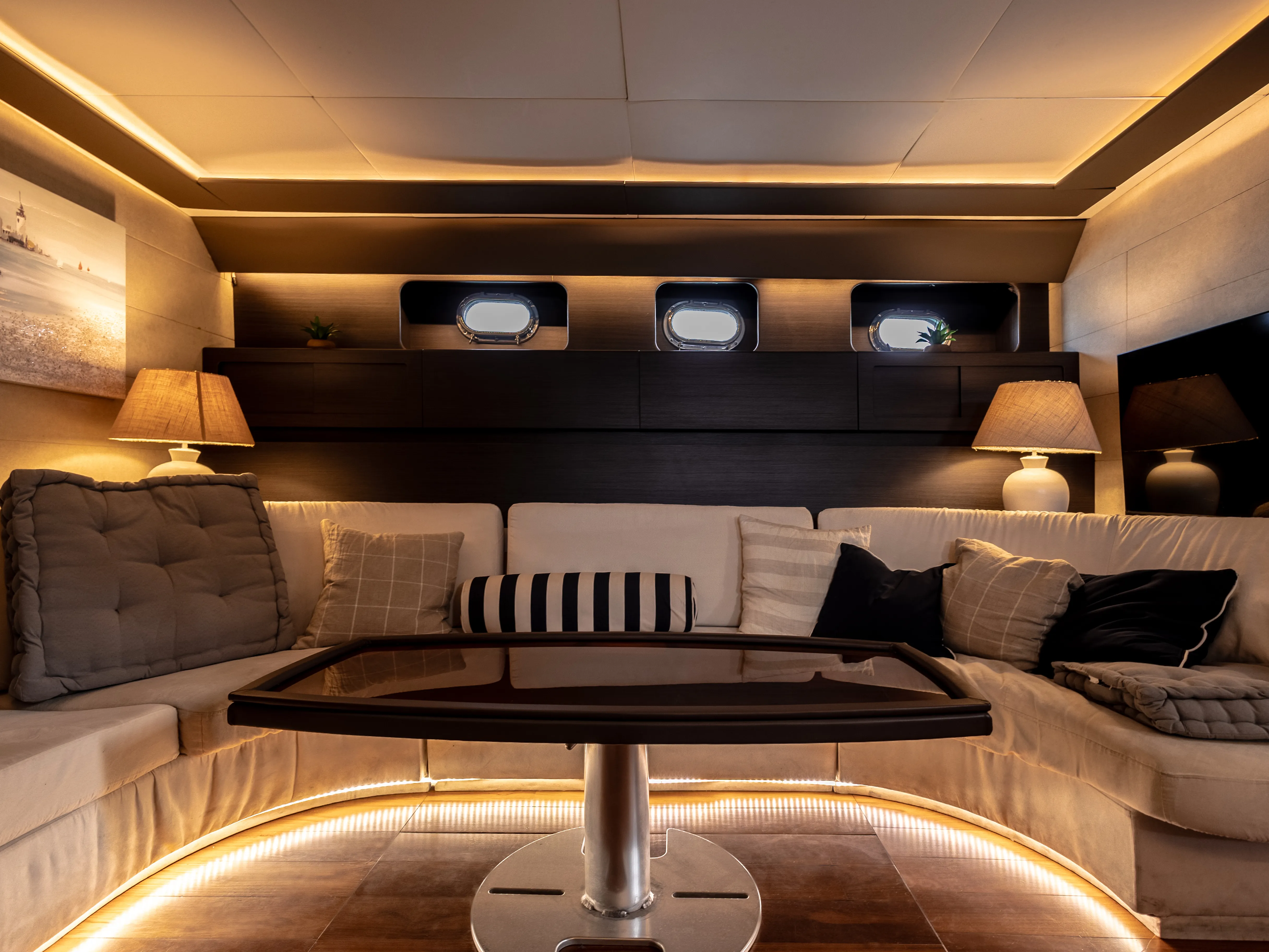 Leopard 23 Onyris — yacht photo 8
