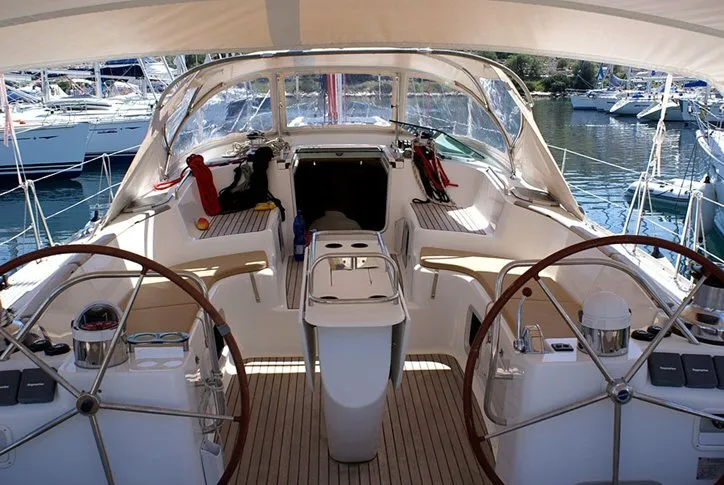 Sun Odyssey 54DS Windward Spirit — фотография яхты 2