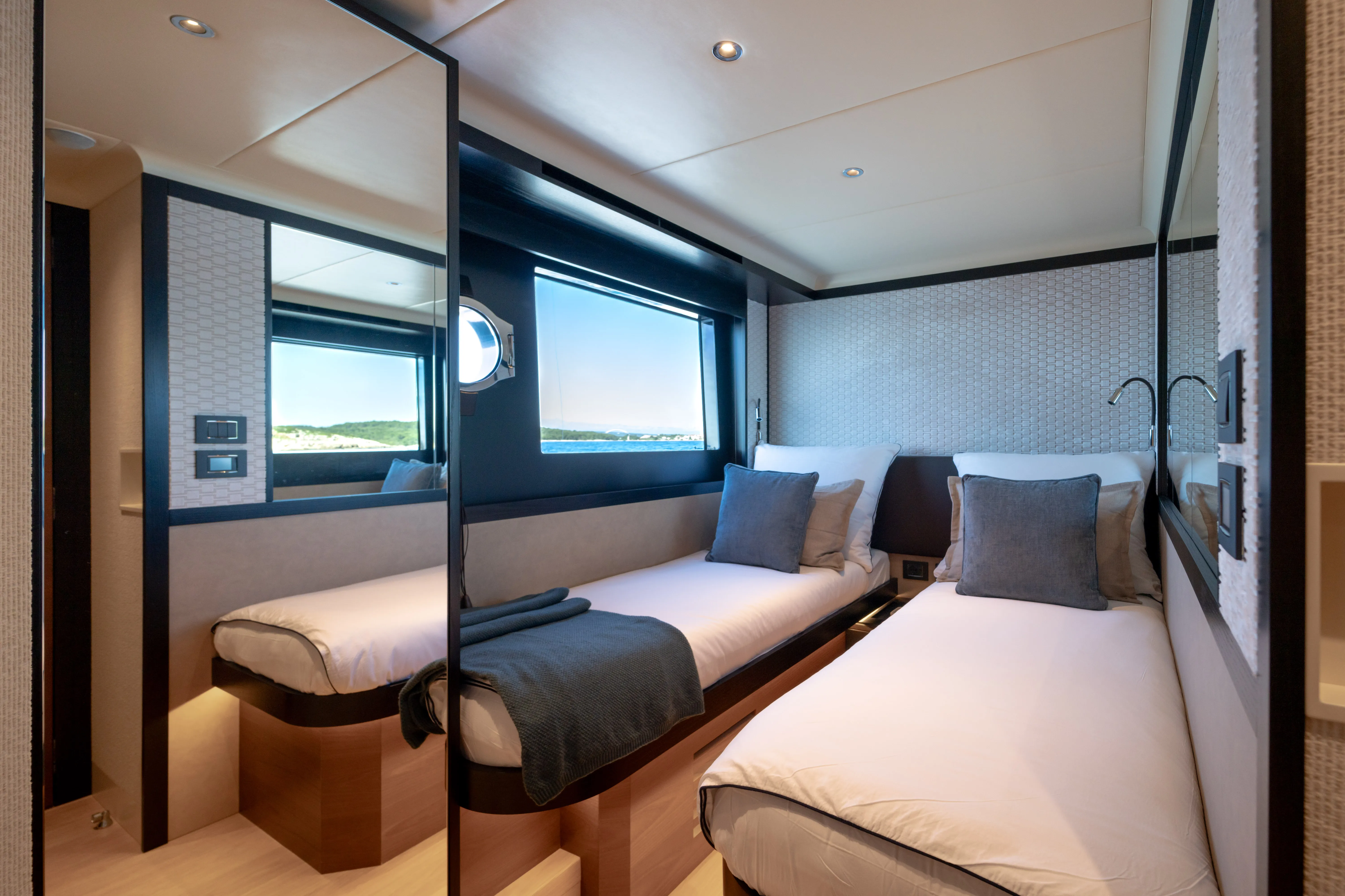 Navetta 64 Premium + — фотография яхты 5
