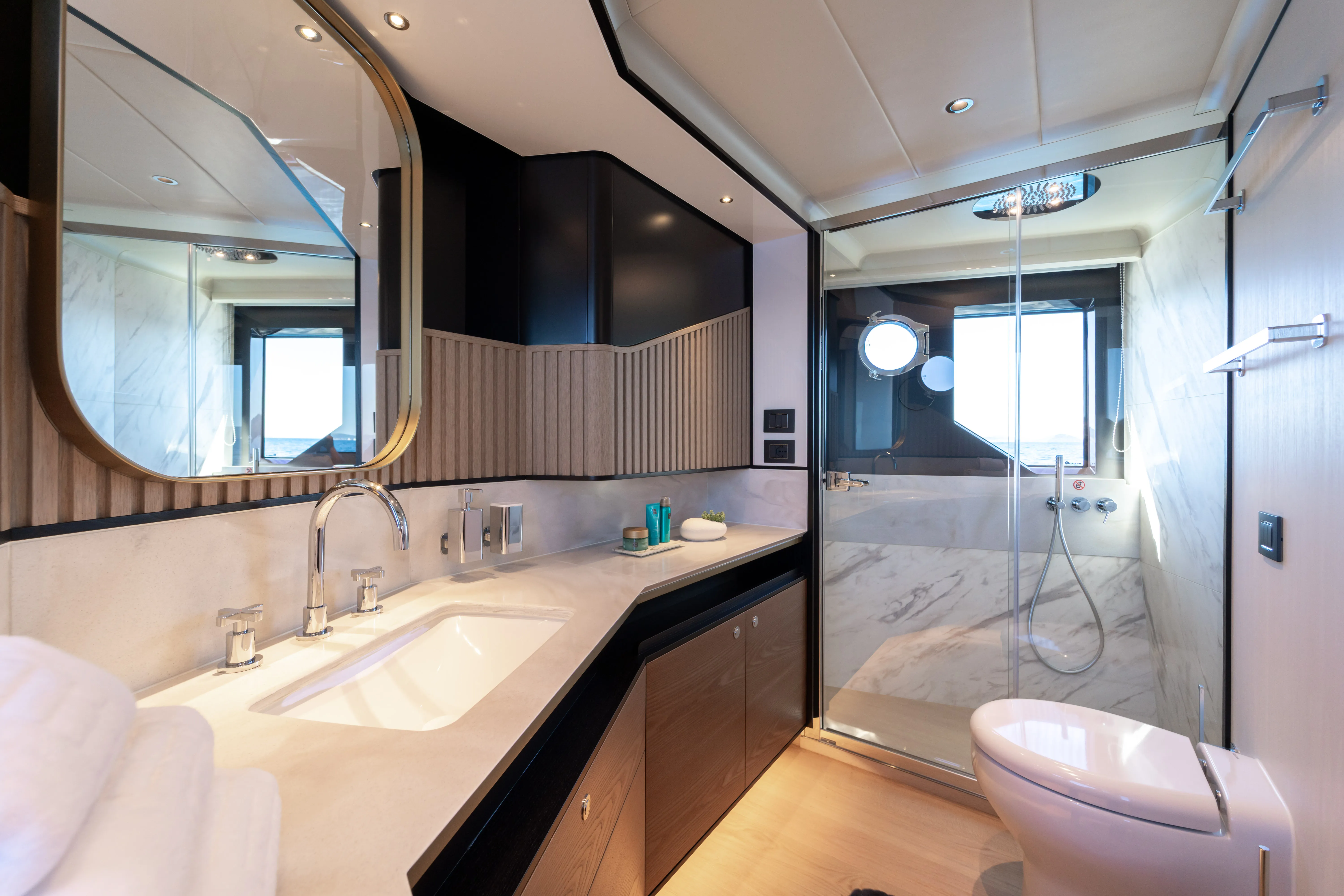 Navetta 64 Premium + — фотография яхты 19