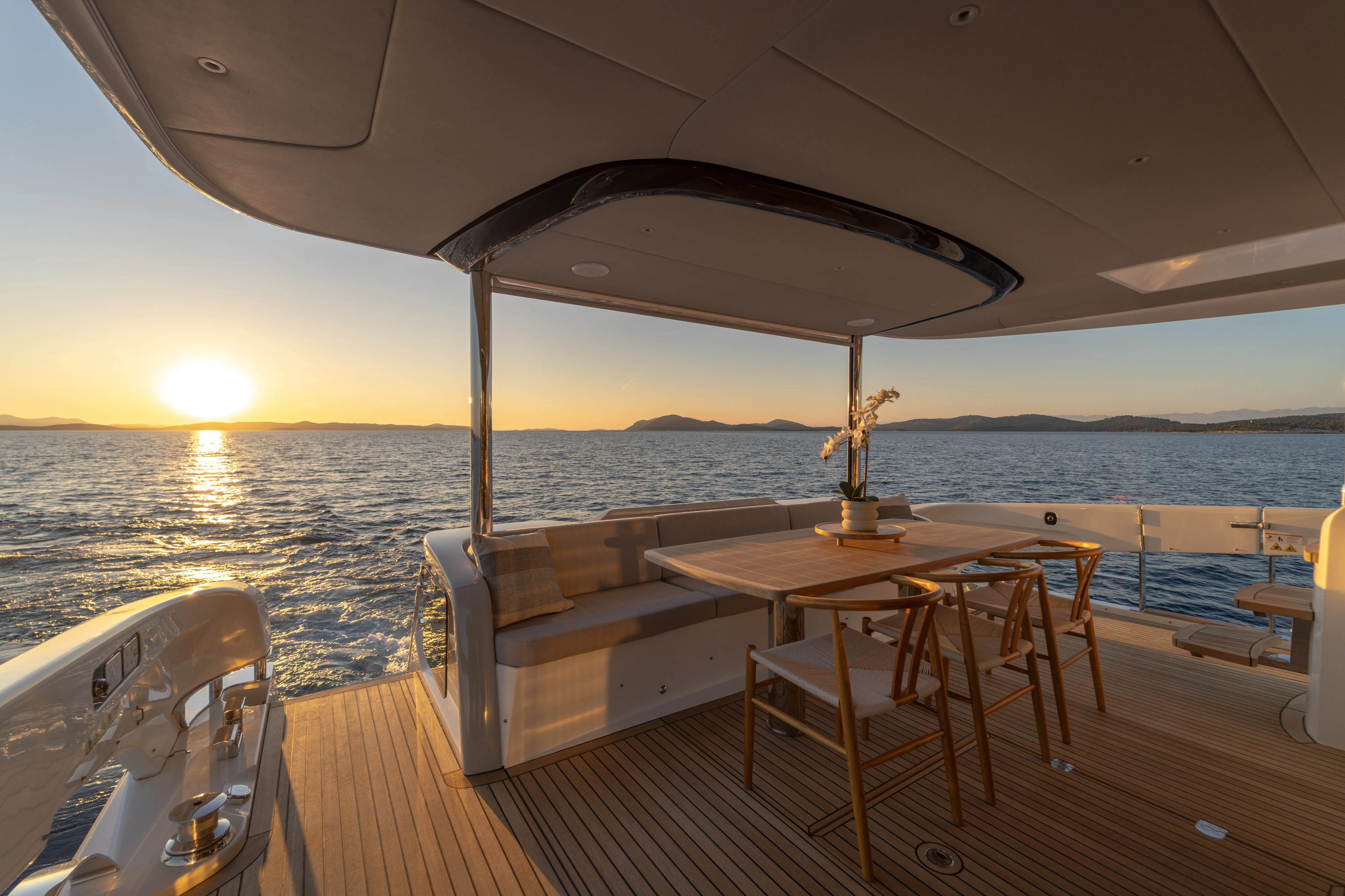 Navetta 64 Premium + — фотография яхты 33