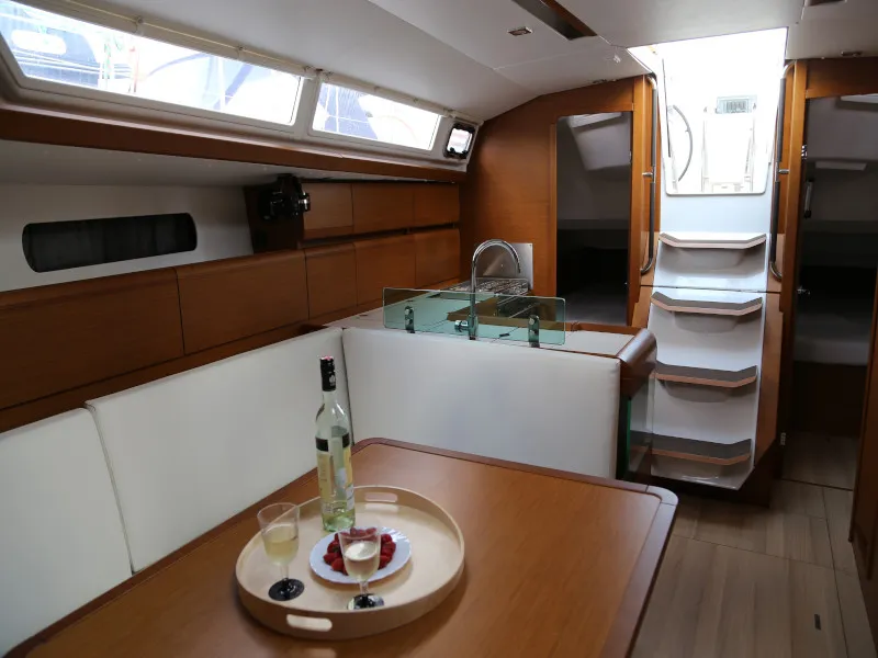 Sun Odyssey 419 Kandur II — фотография яхты 14