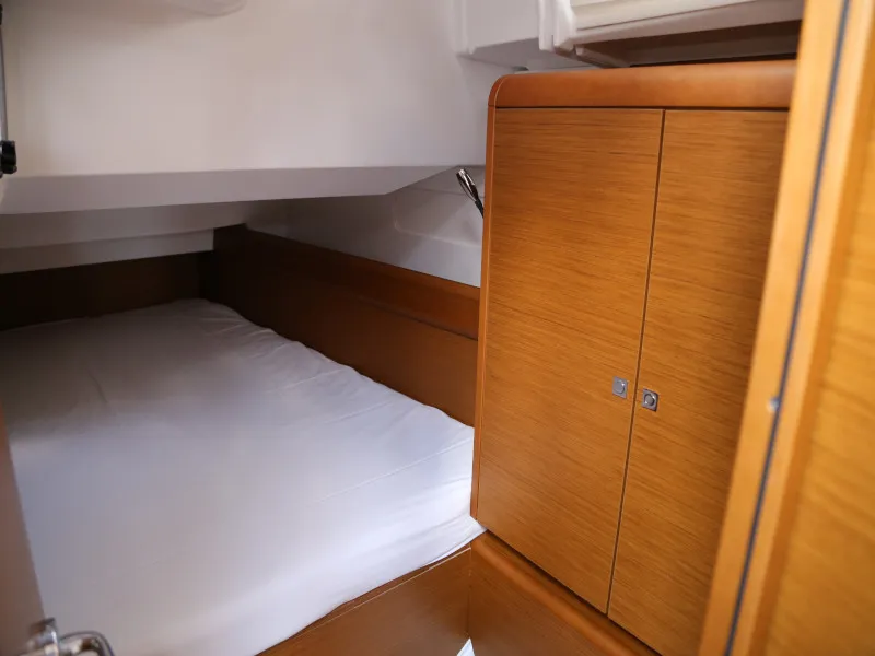 Sun Odyssey 419 Kandur II — фотография яхты 4