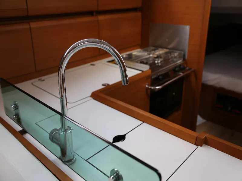 Sun Odyssey 419 Kandur II — фотография яхты 13