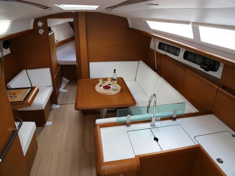 Sun Odyssey 419 Kandur II — фотография яхты 5