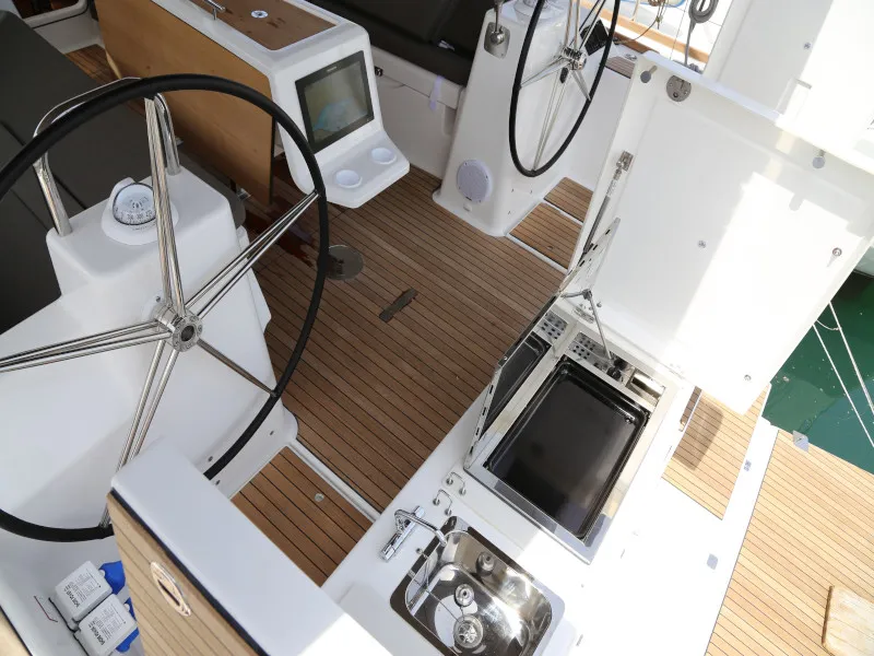 Dufour 460 Grand Large Sea Hawk — фотография яхты 16
