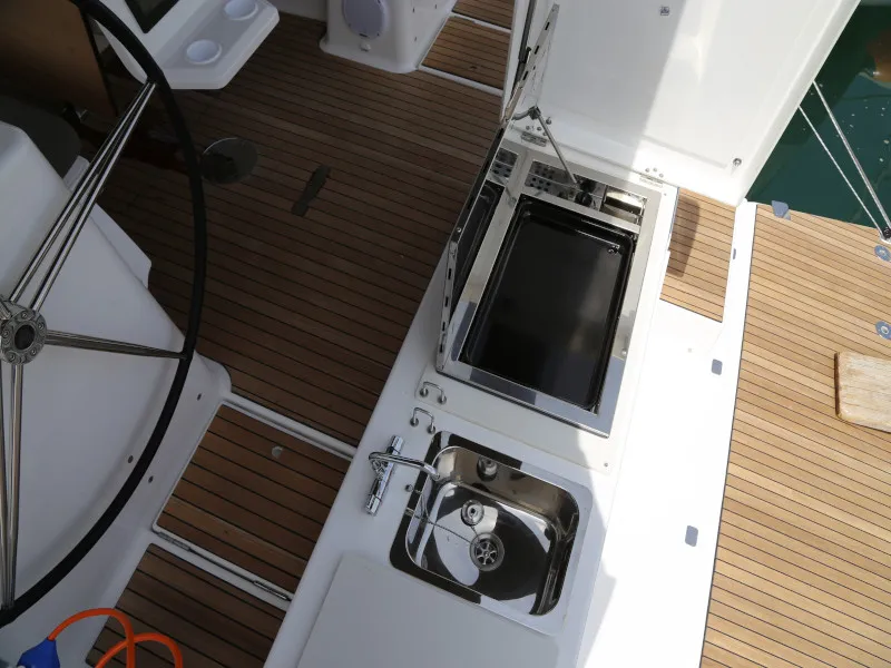 Dufour 460 Grand Large Sea Hawk — фотография яхты 37