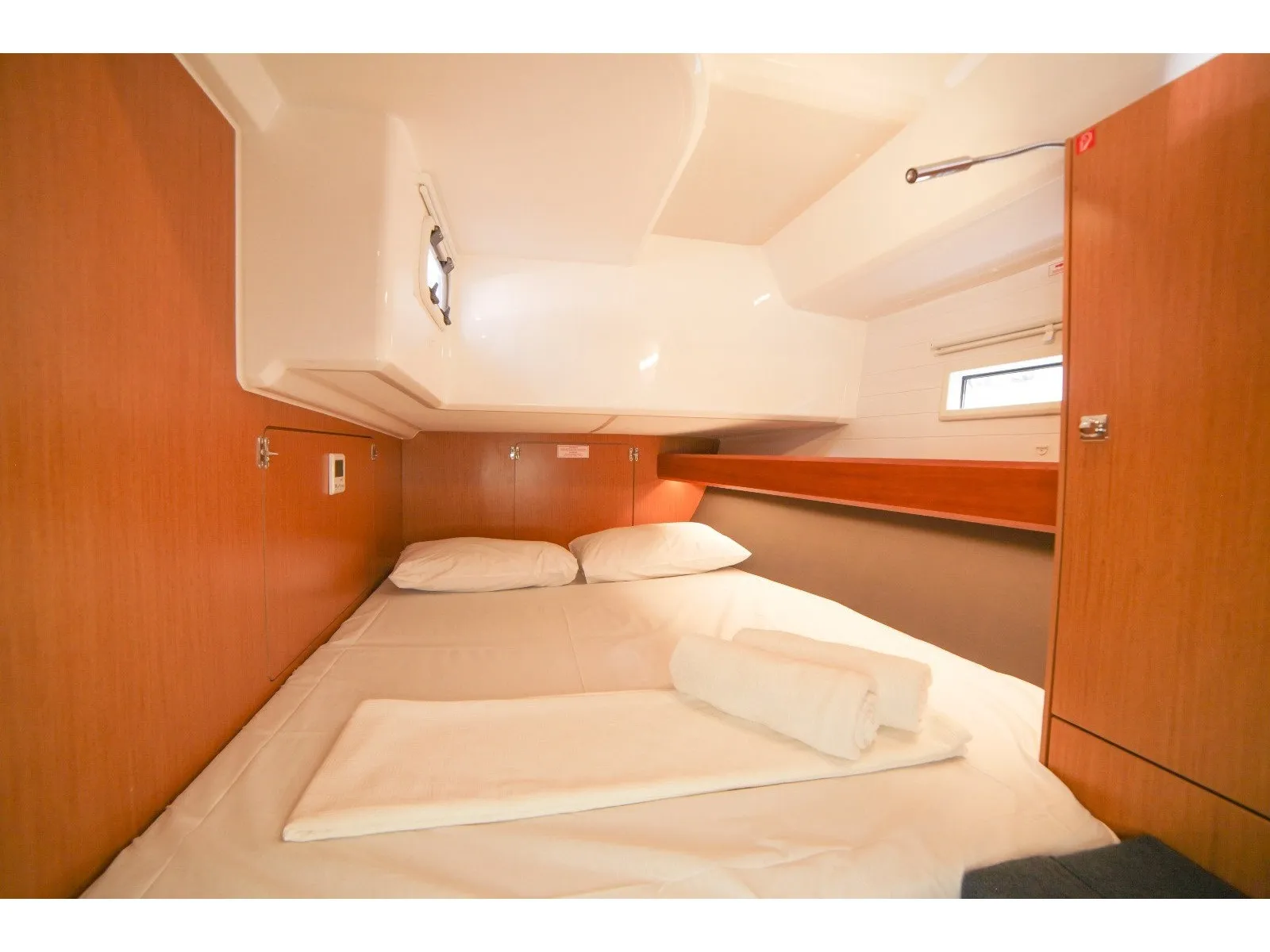 Bavaria Cruiser 46 Sail Monde — yacht photo 13