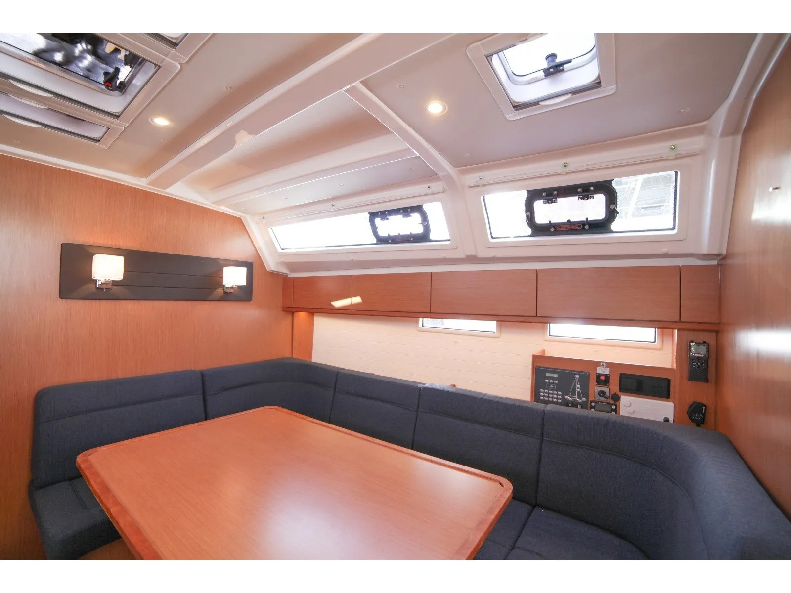 Bavaria Cruiser 46 Sail Venus — yacht photo 2