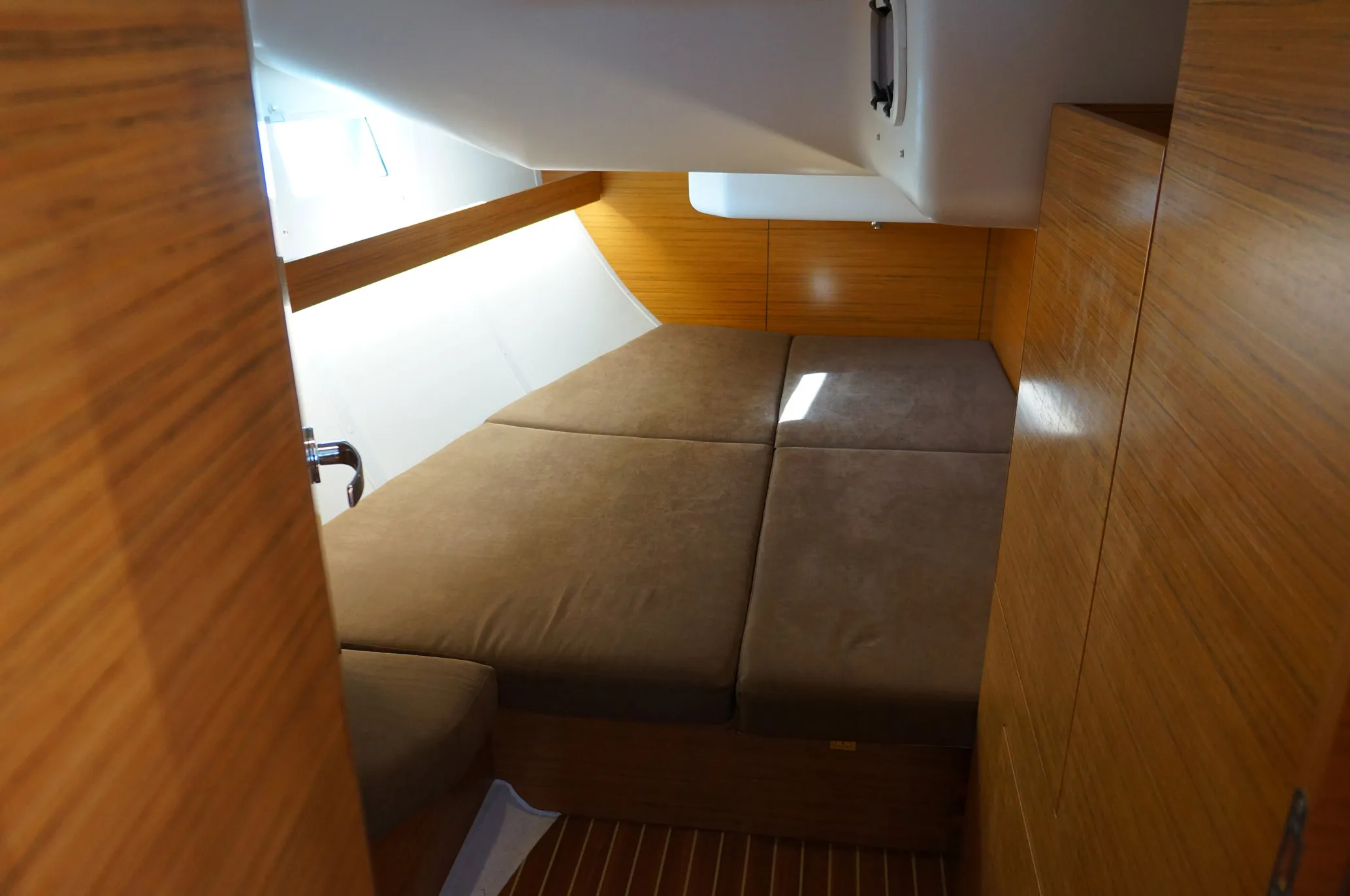 Elan Impression 45 Alkistis — yacht photo 9
