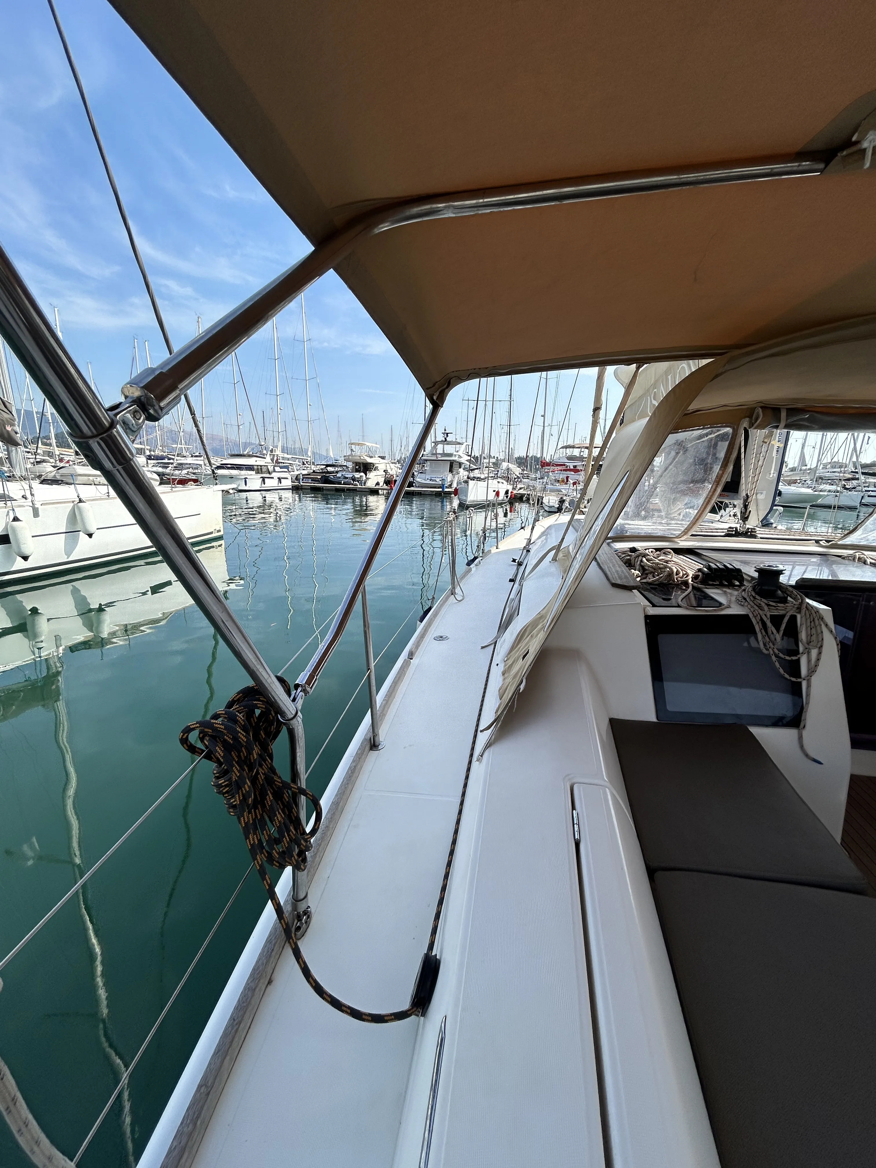 Dufour 412 Grand large Artemis — фотография яхты 32