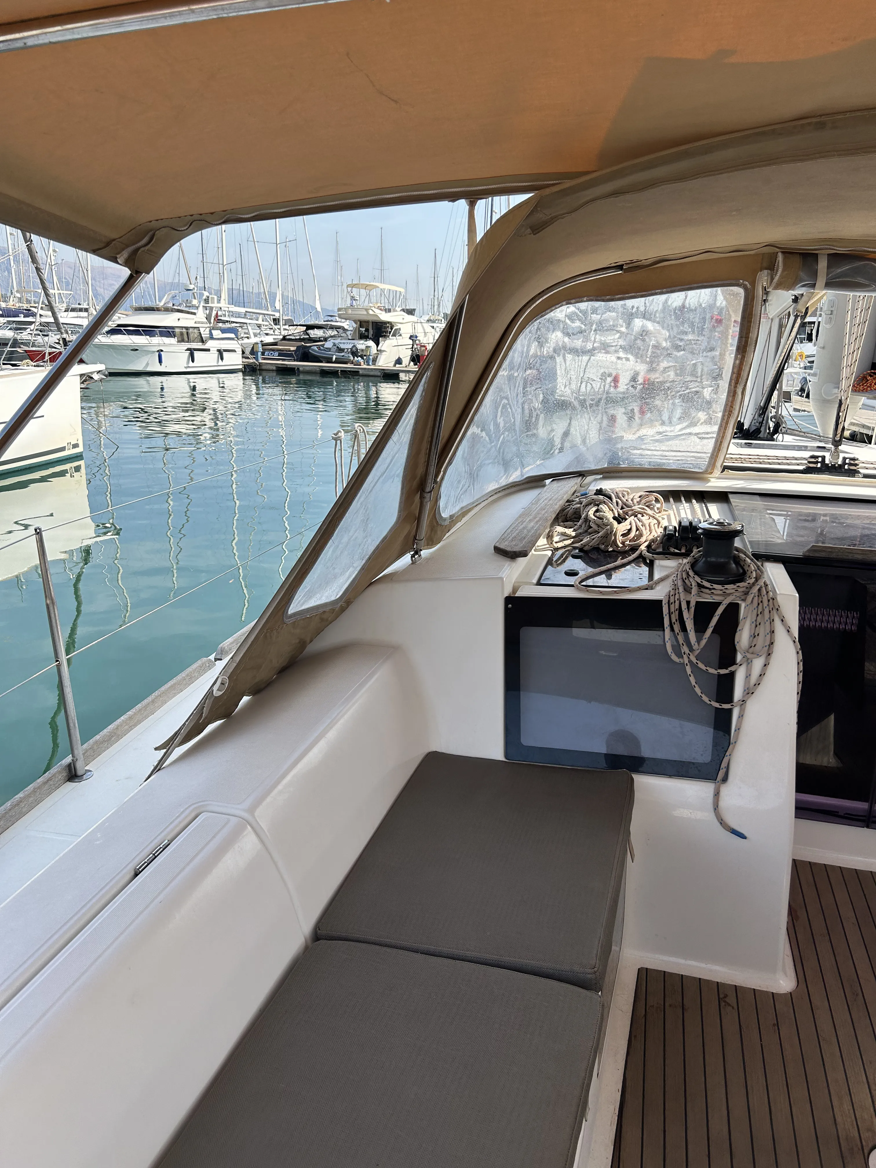 Dufour 412 Grand large Artemis — фотография яхты 24