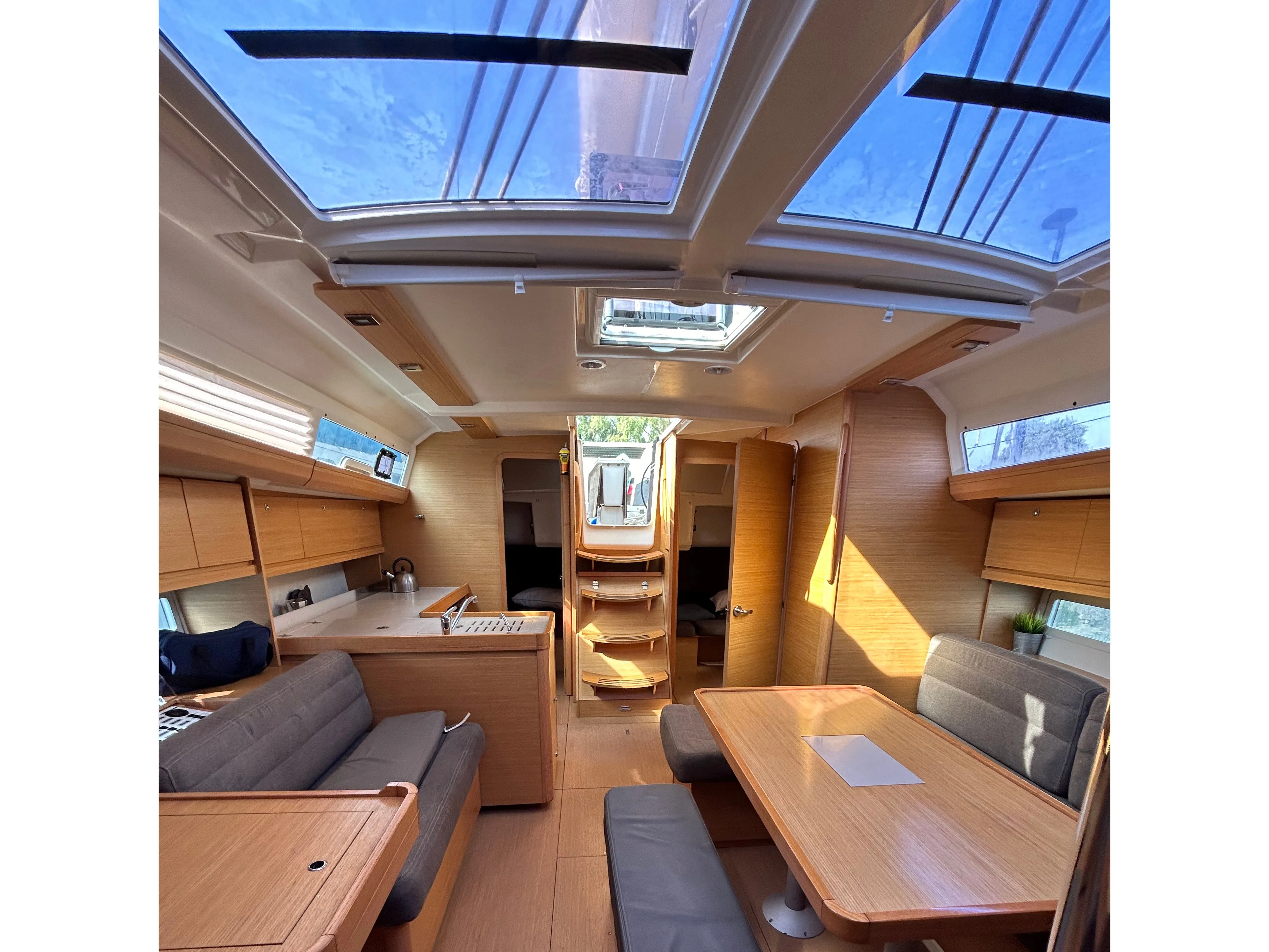 Dufour 412 Grand large Artemis — фотография яхты 31