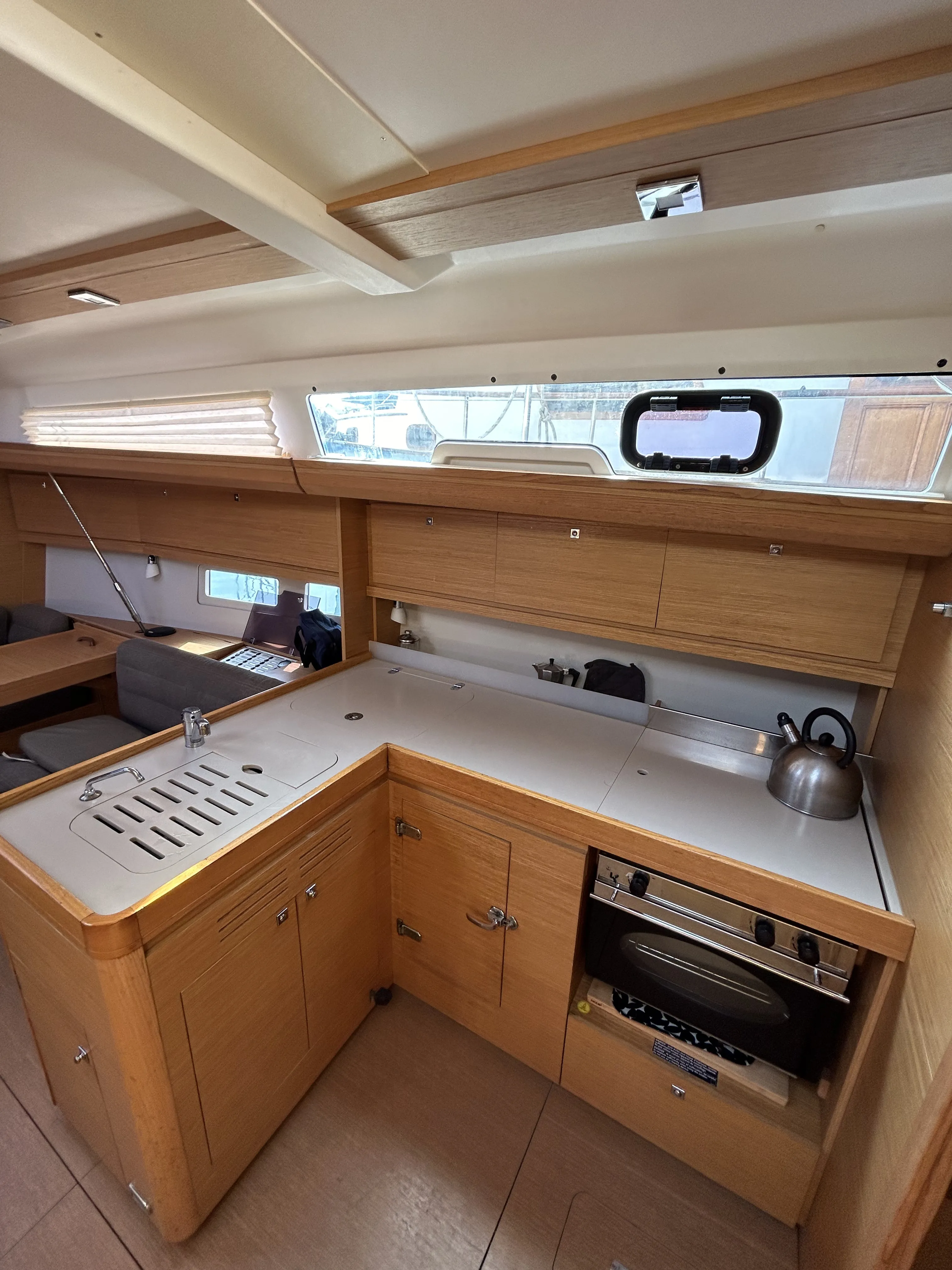 Dufour 412 Grand large Artemis — фотография яхты 18