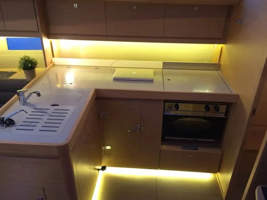 Dufour 412 Grand large Iliana — фотография яхты 11