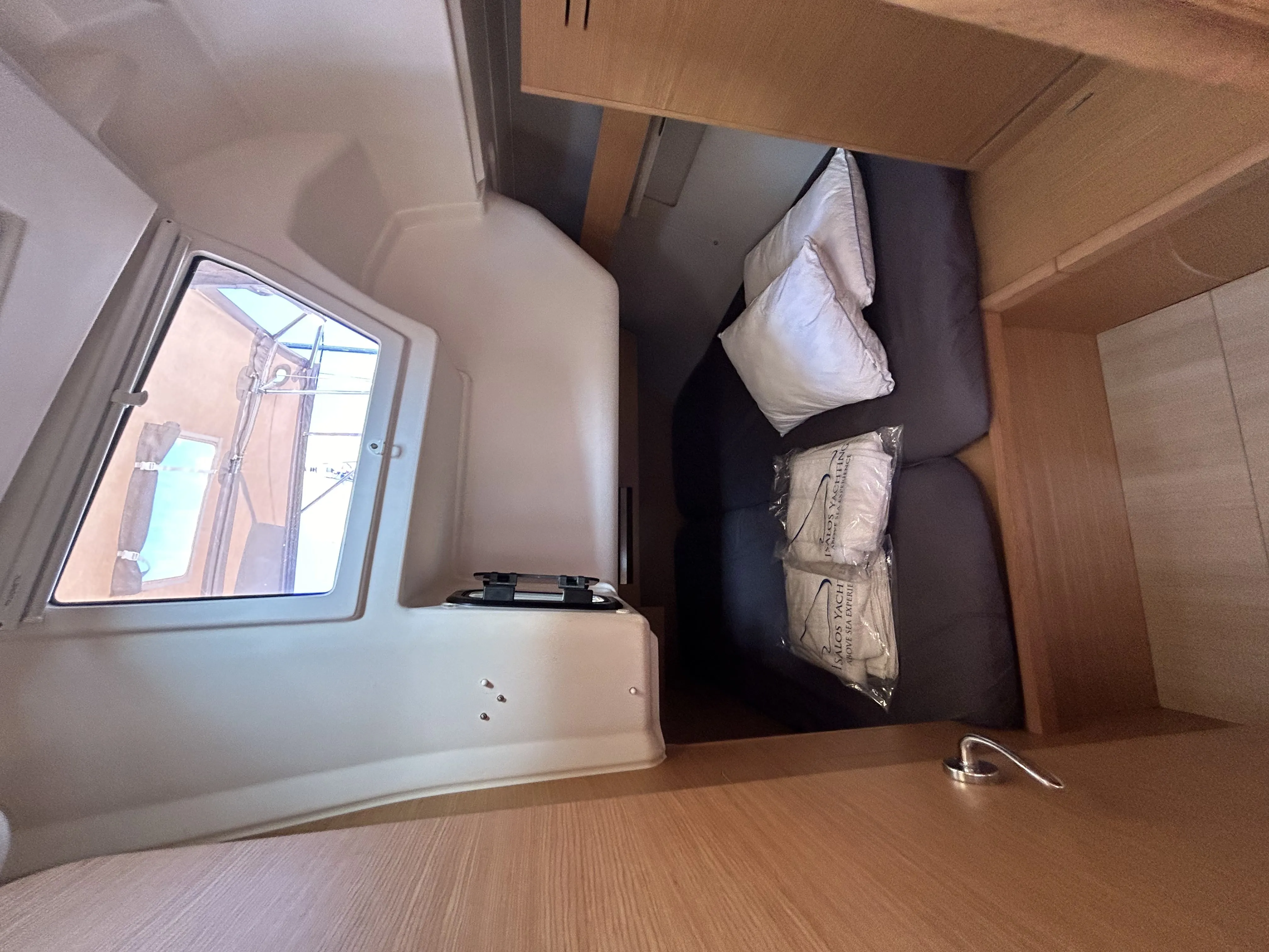 Dufour 430 Echo II — foto dello yacht n. 36