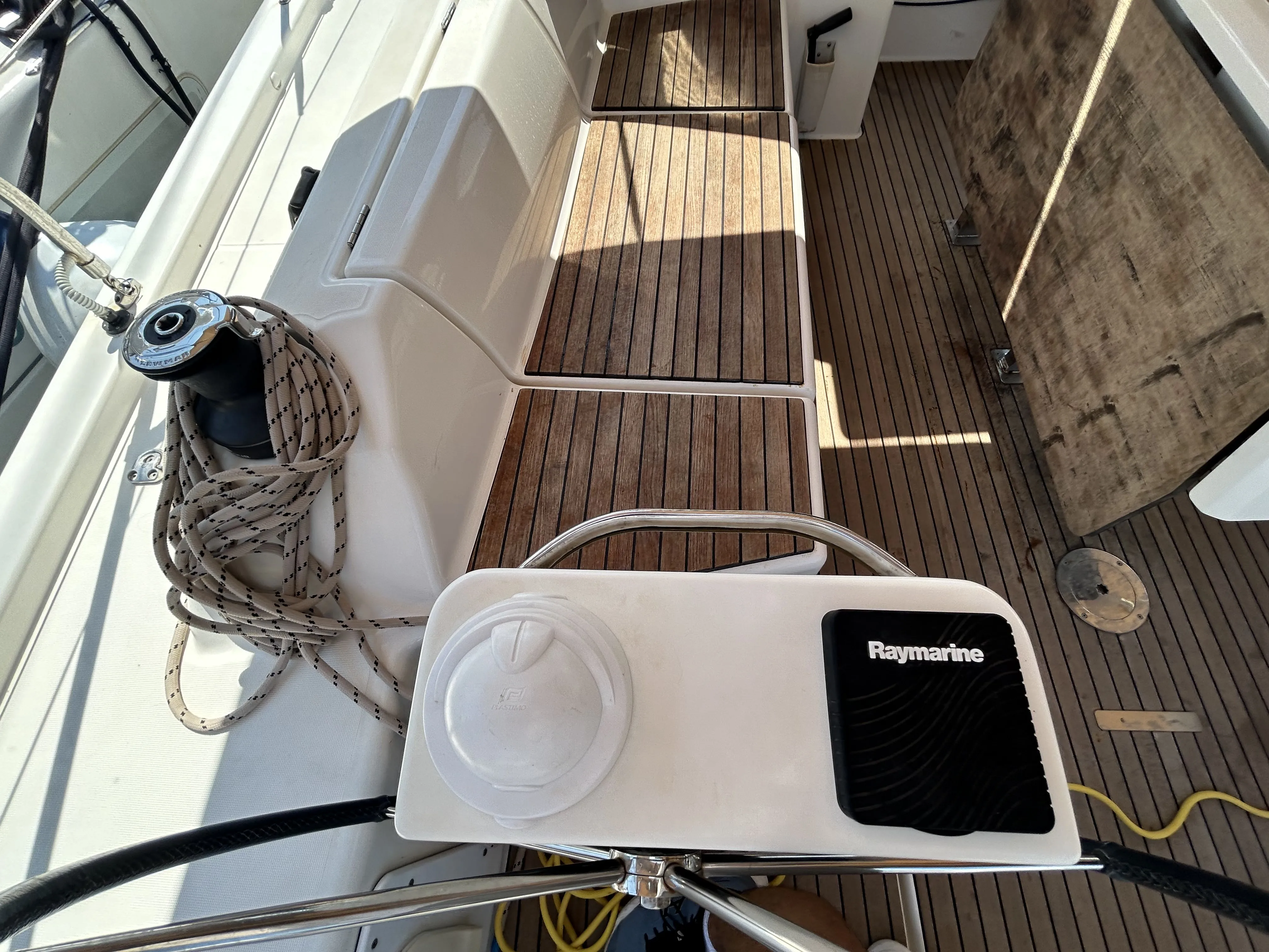 Dufour 430 Echo II — foto dello yacht n. 38
