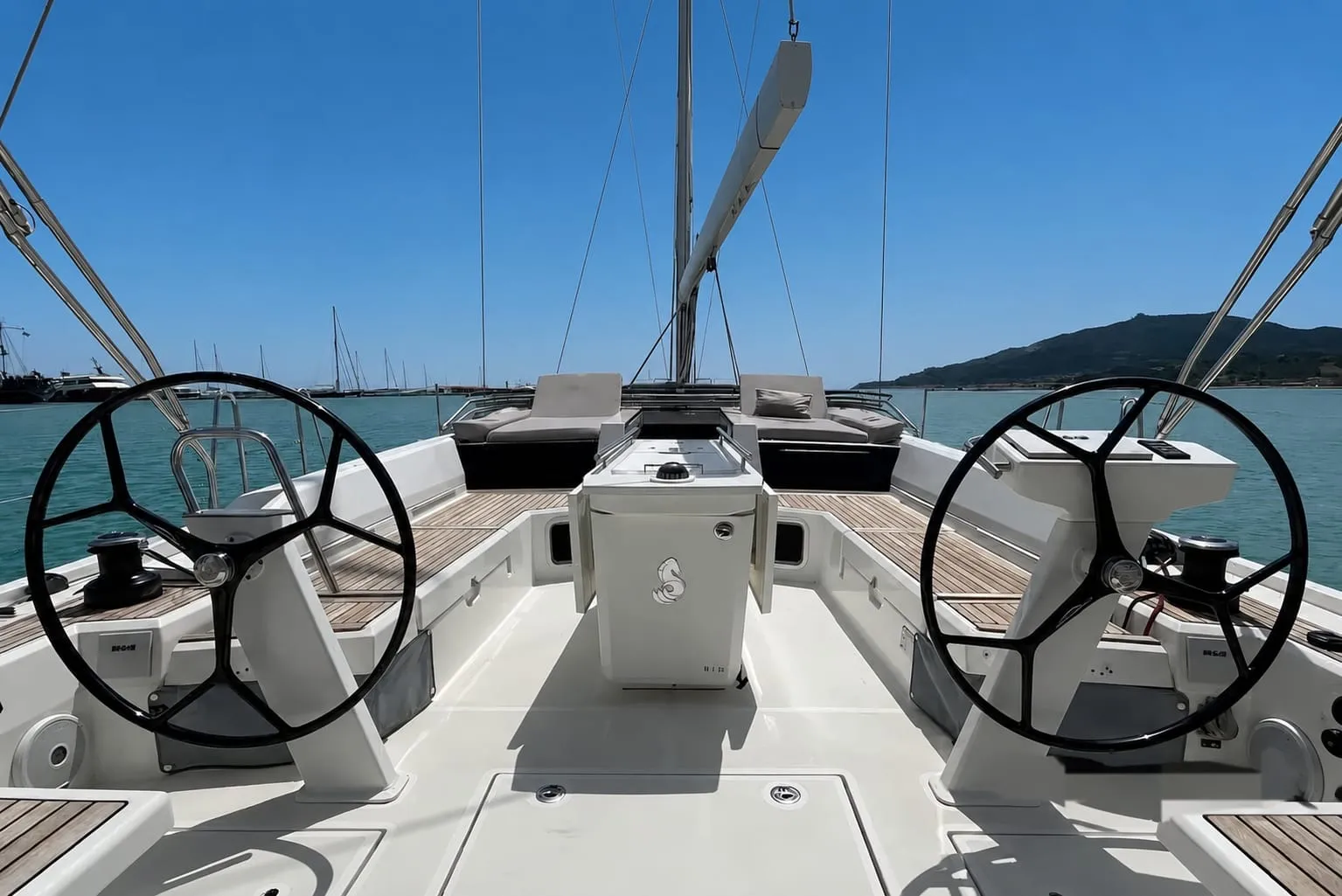 Oceanis 51.1 Princess Oceana — yacht photo 2