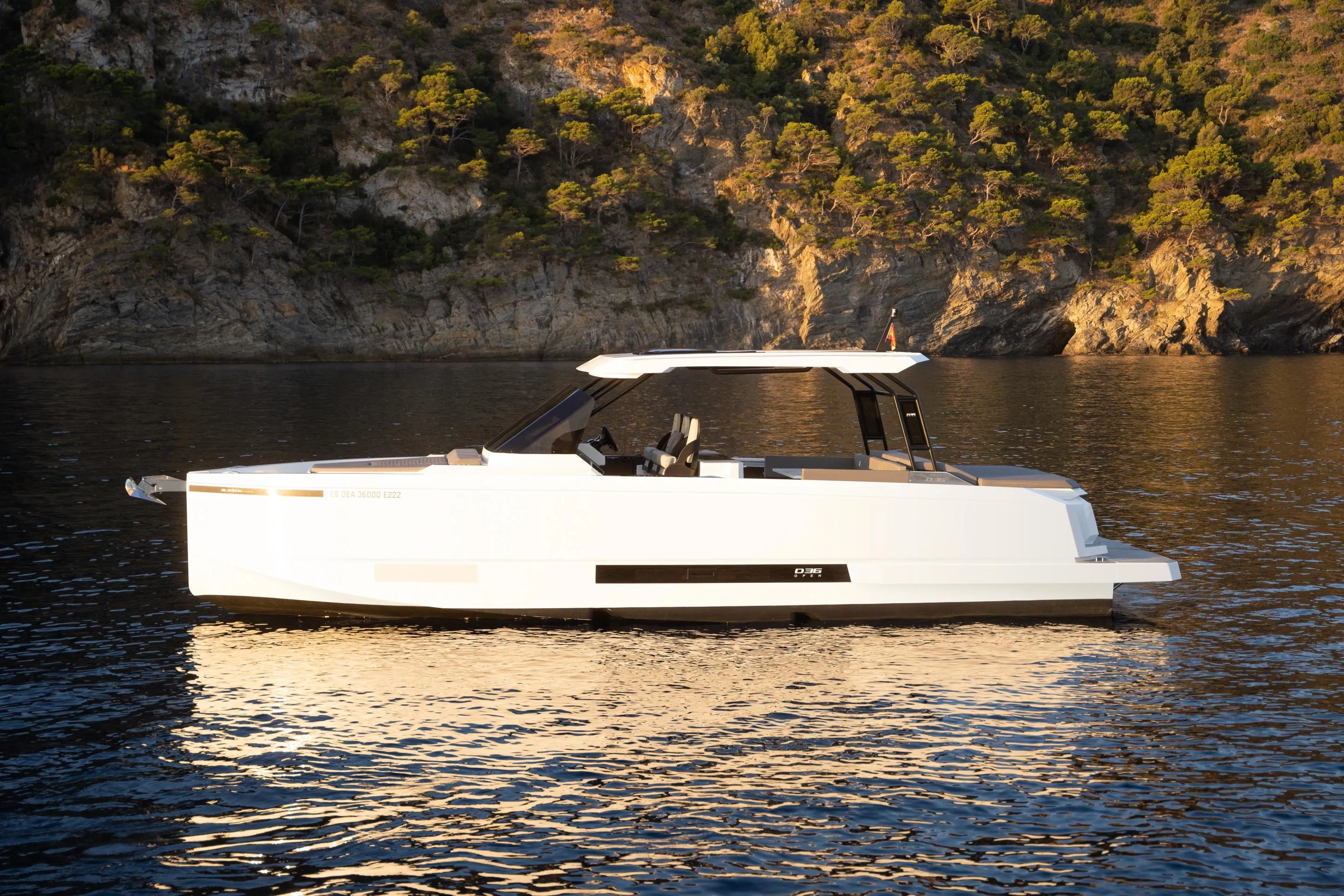 De Antonio D36 Zagreb — yachtbillede 2