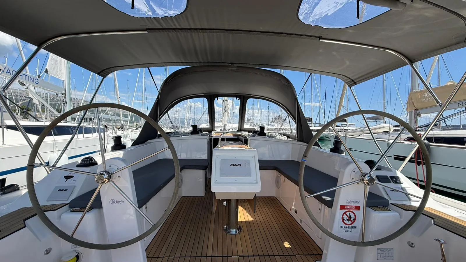 Bavaria C42 ONYX — фотография яхты 12
