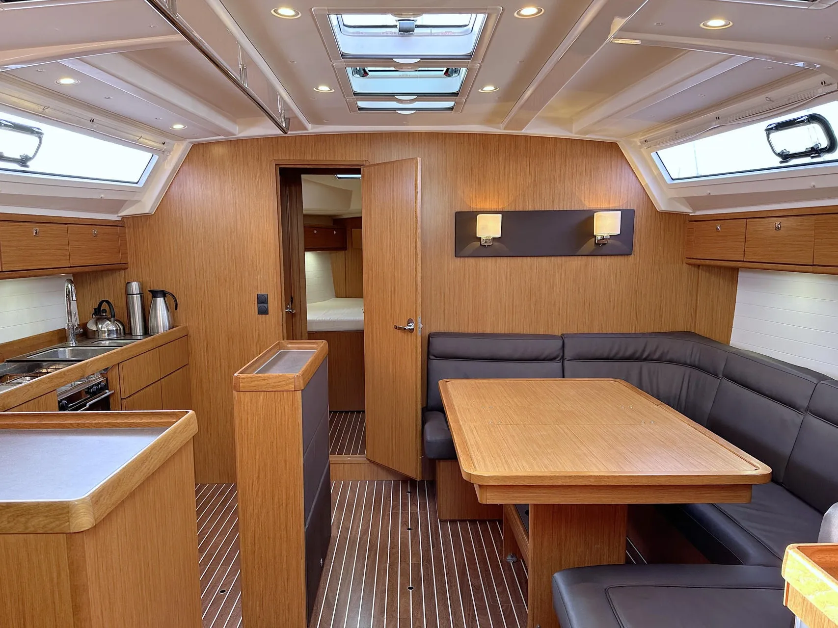 Bavaria Cruiser 46 Blizzard — jahifoto 12