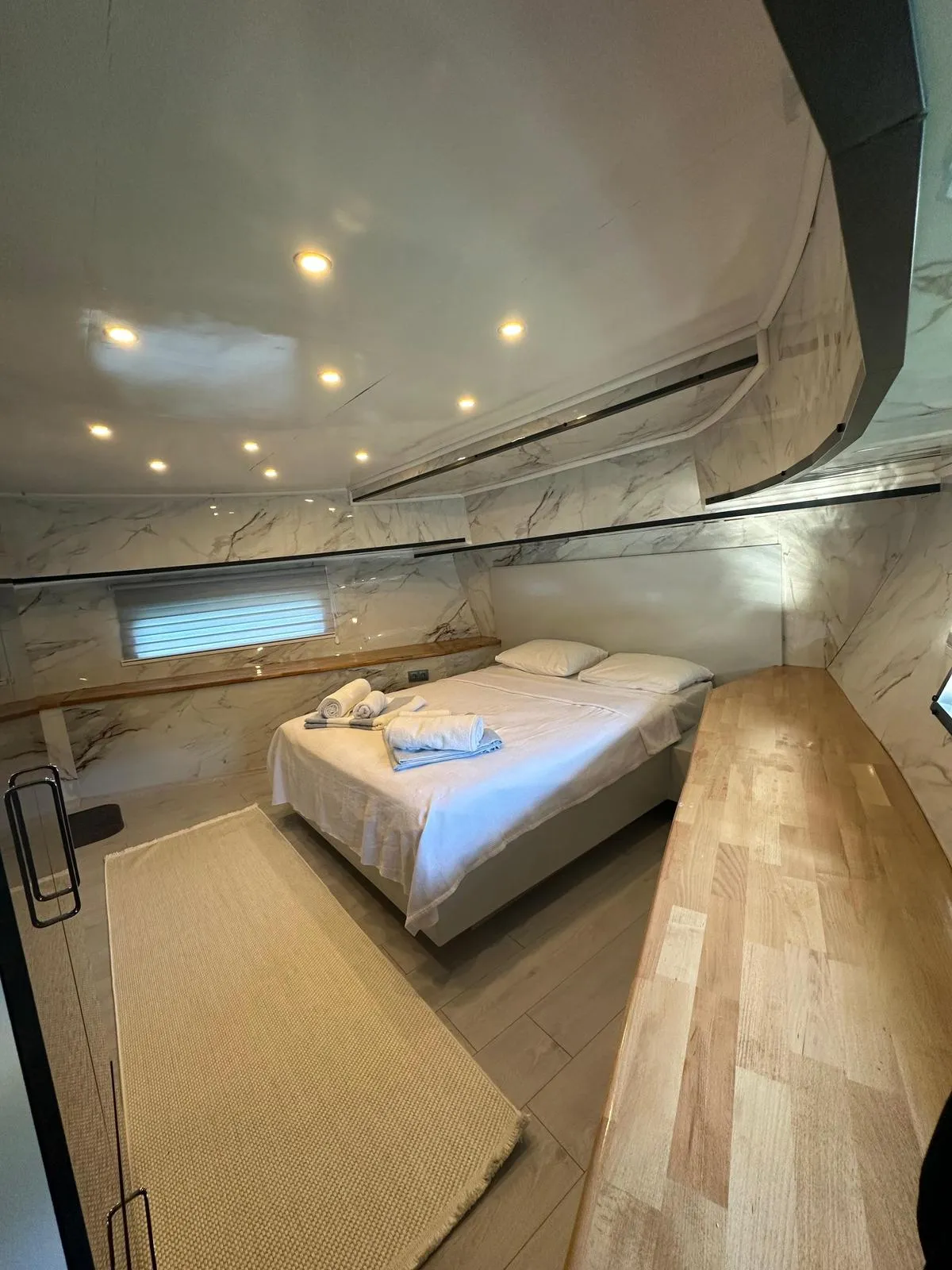 Motoryacht Lagertha — yacht photo 10