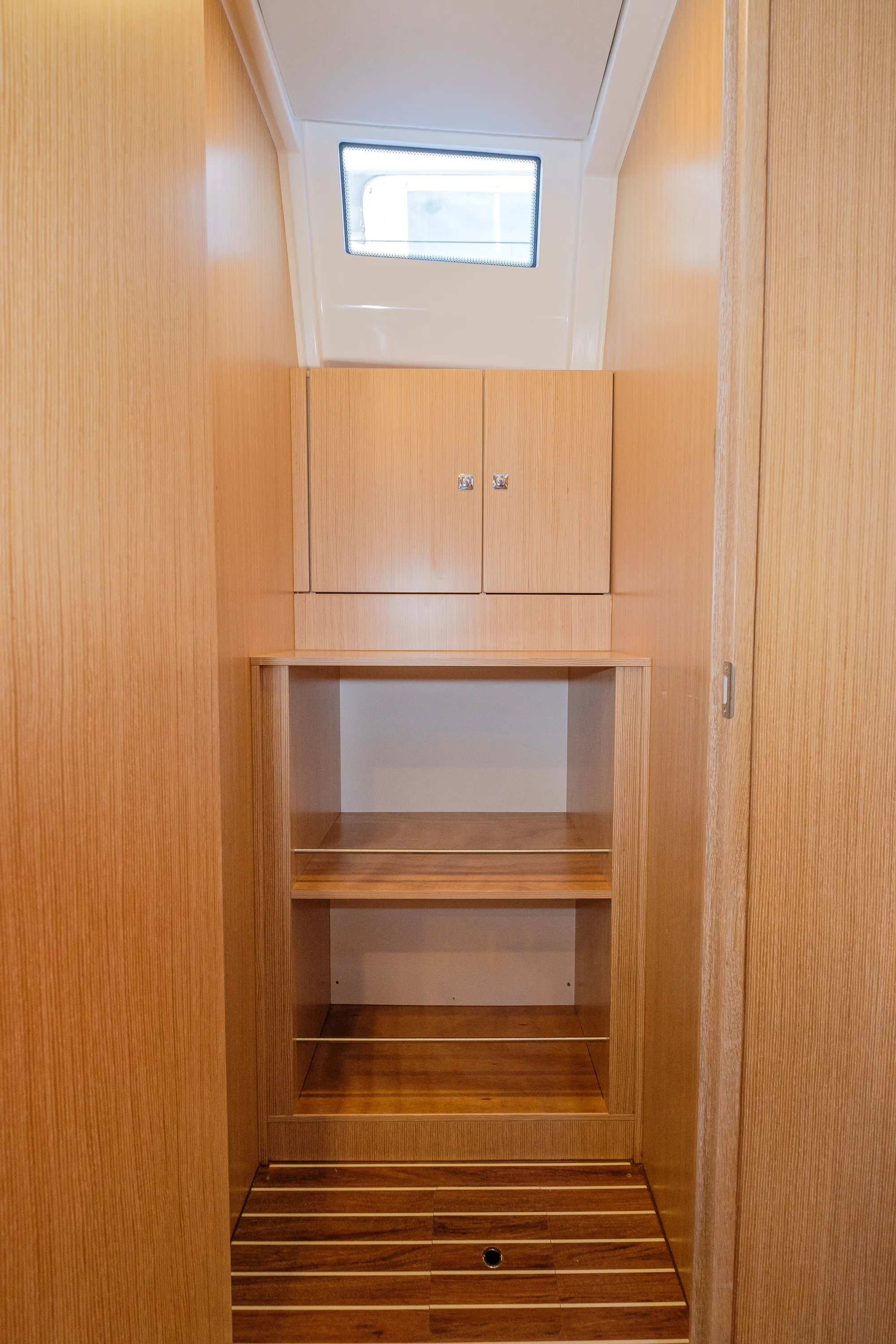 Bavaria C57 Ghost — foto dello yacht n. 9