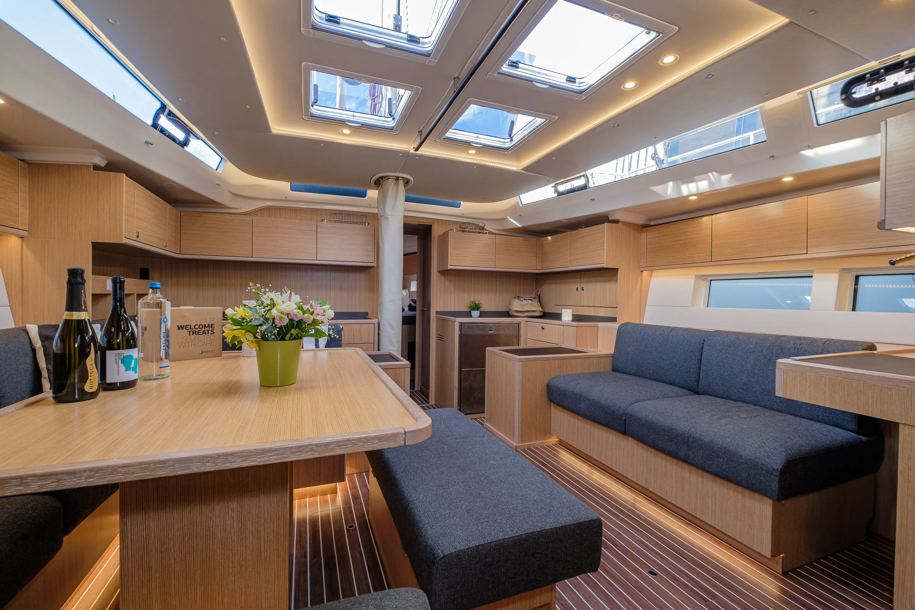 Bavaria C57 Ghost — foto dello yacht n. 2