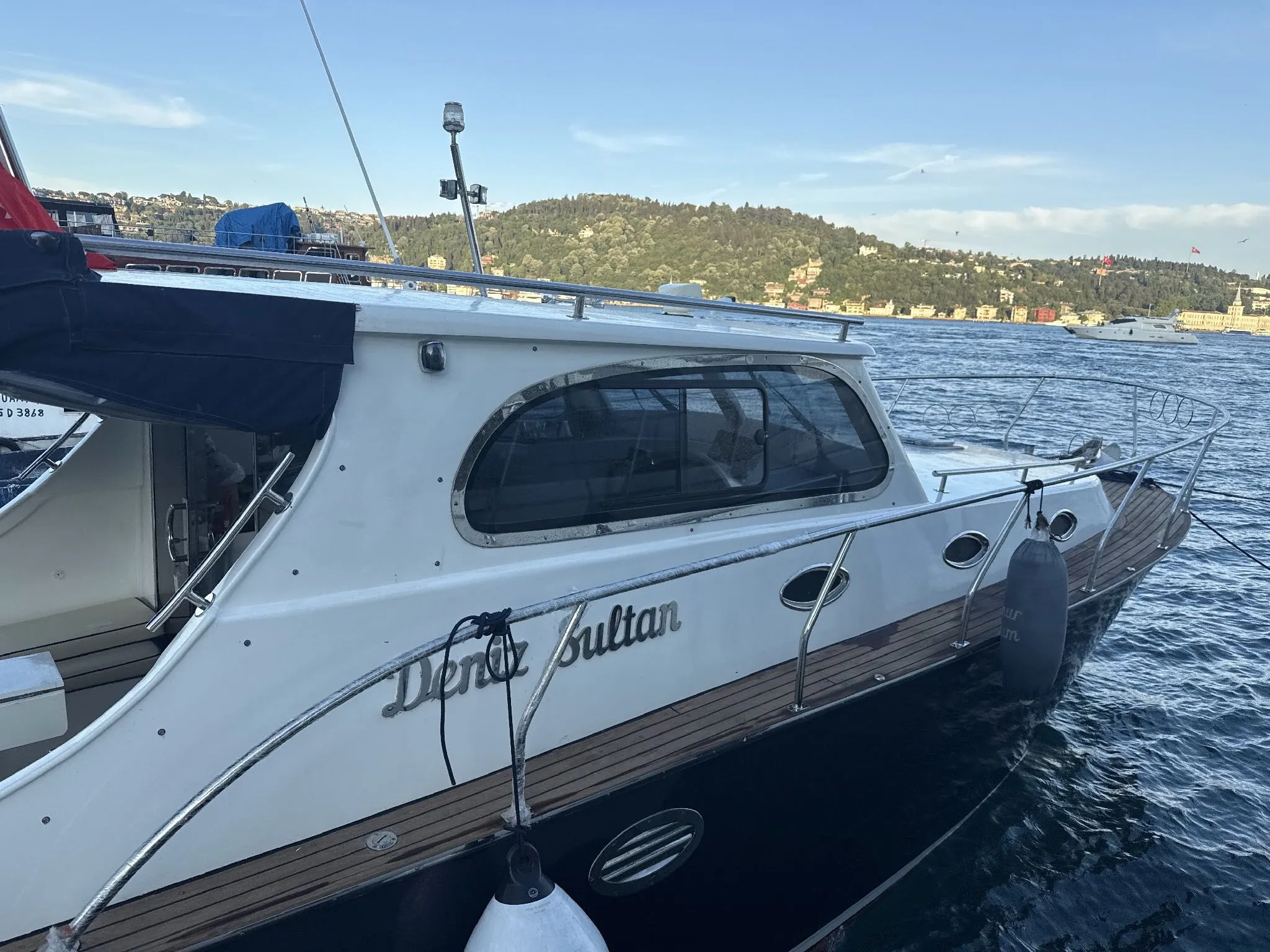 Motoryacht Classic — yacht photo 3